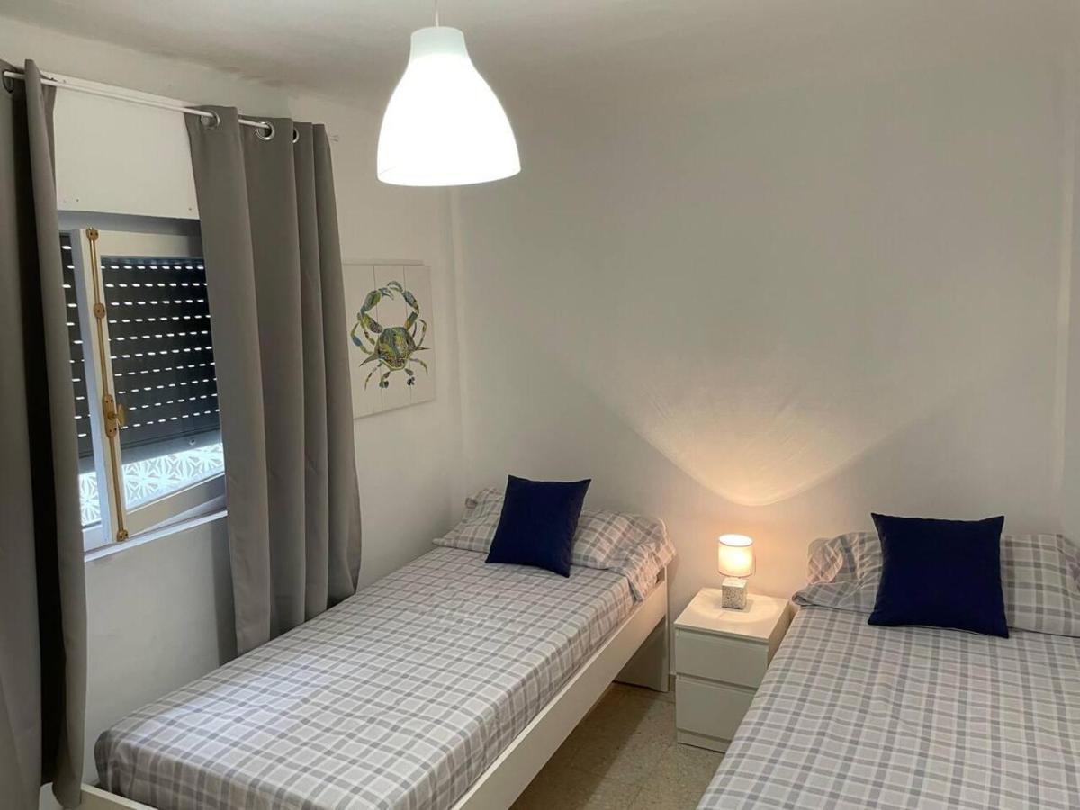 Renovated And Newly Furnished 3 Bedroom Apartment San Fernando Exterior photo